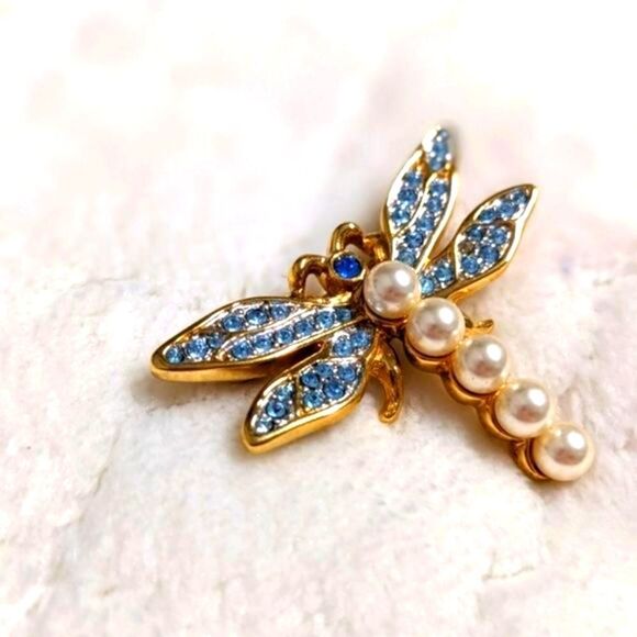Vintage 80's Swarovski Blue Crystals and Faux Pearl Dragonfly Brooche - Picture 6 of 7
